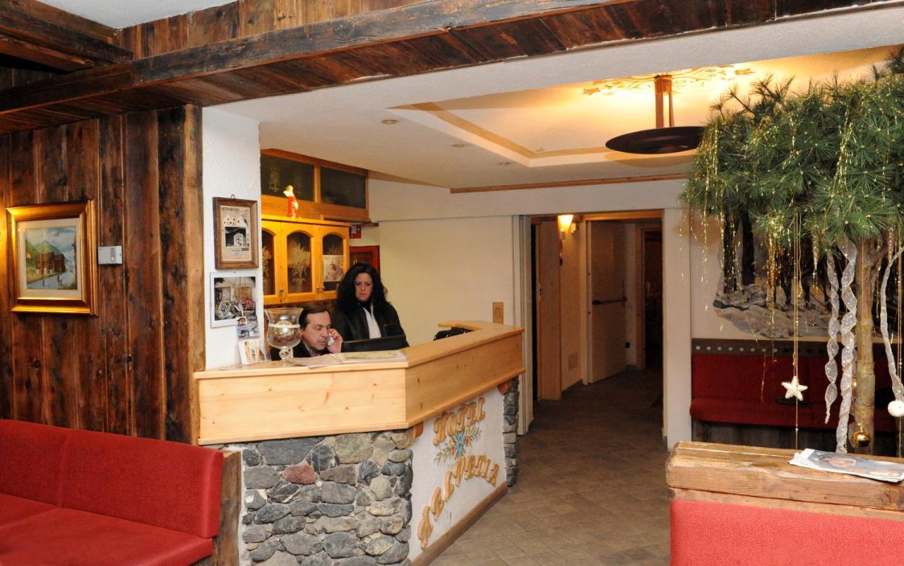 Hotel Helvetia リヴィーニョ エクステリア 写真