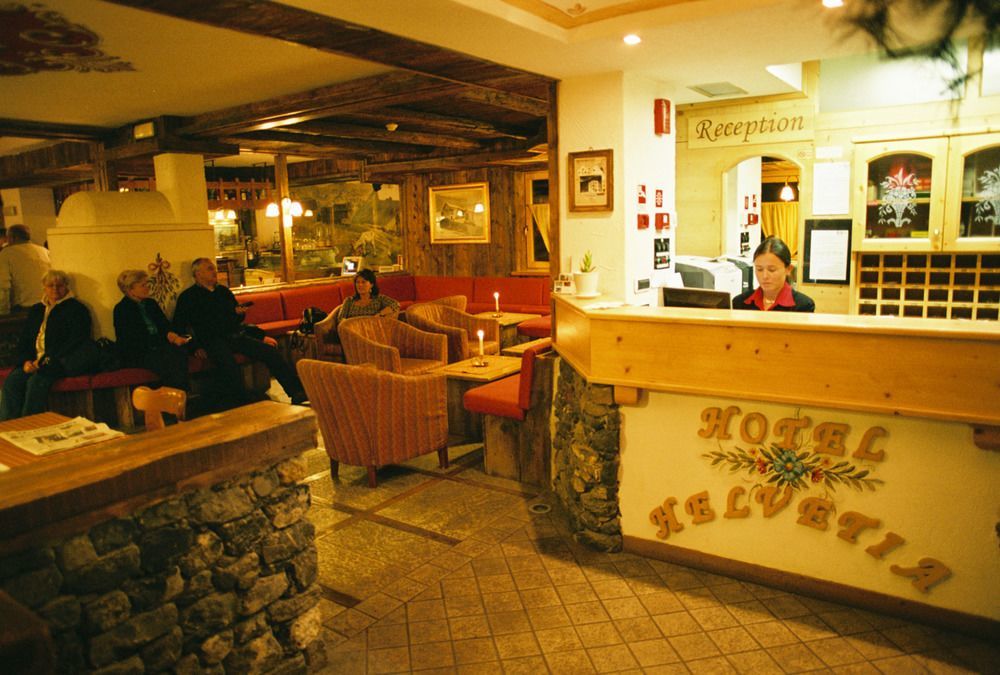 Hotel Helvetia リヴィーニョ エクステリア 写真